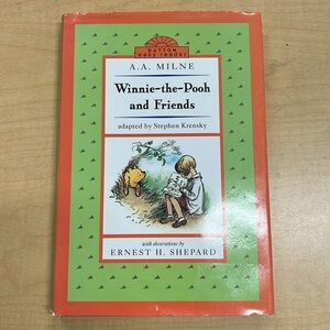🩶5/$30 Winnie-the-Pooh and Friends Hardcover Book by A.A. Milne